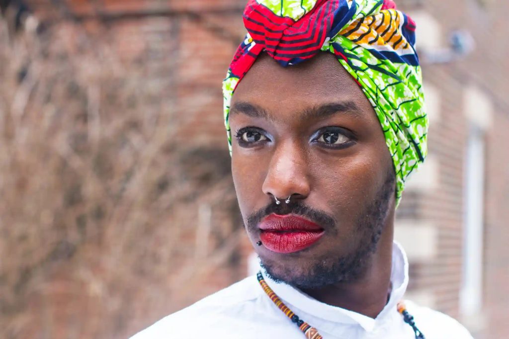 Brian : Queer Rwandan (Pronouns: he or she). Montreal, Canada (2016). Photo by Mikael Owunna. https://www.mikaelowunna.com/limitless